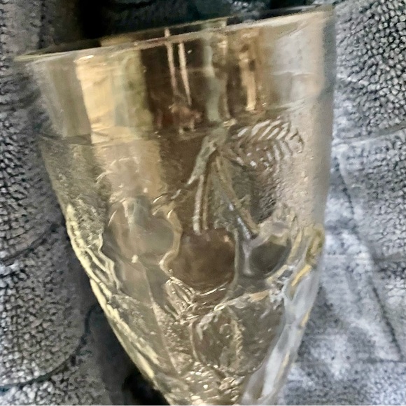 Vintage Cristal D'Arques Gourmande Embossed Fruit Water Goblets Made in France - Picture 5 of 10